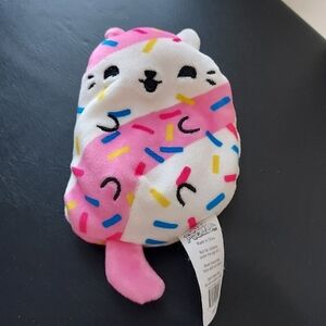 Cats VS Pickles Pawberry Twist Cat Small Beanbag Plush White/Pink